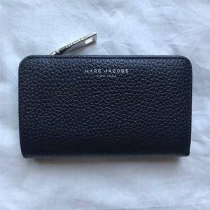MARC JACOBS Gotham Compact Wallet